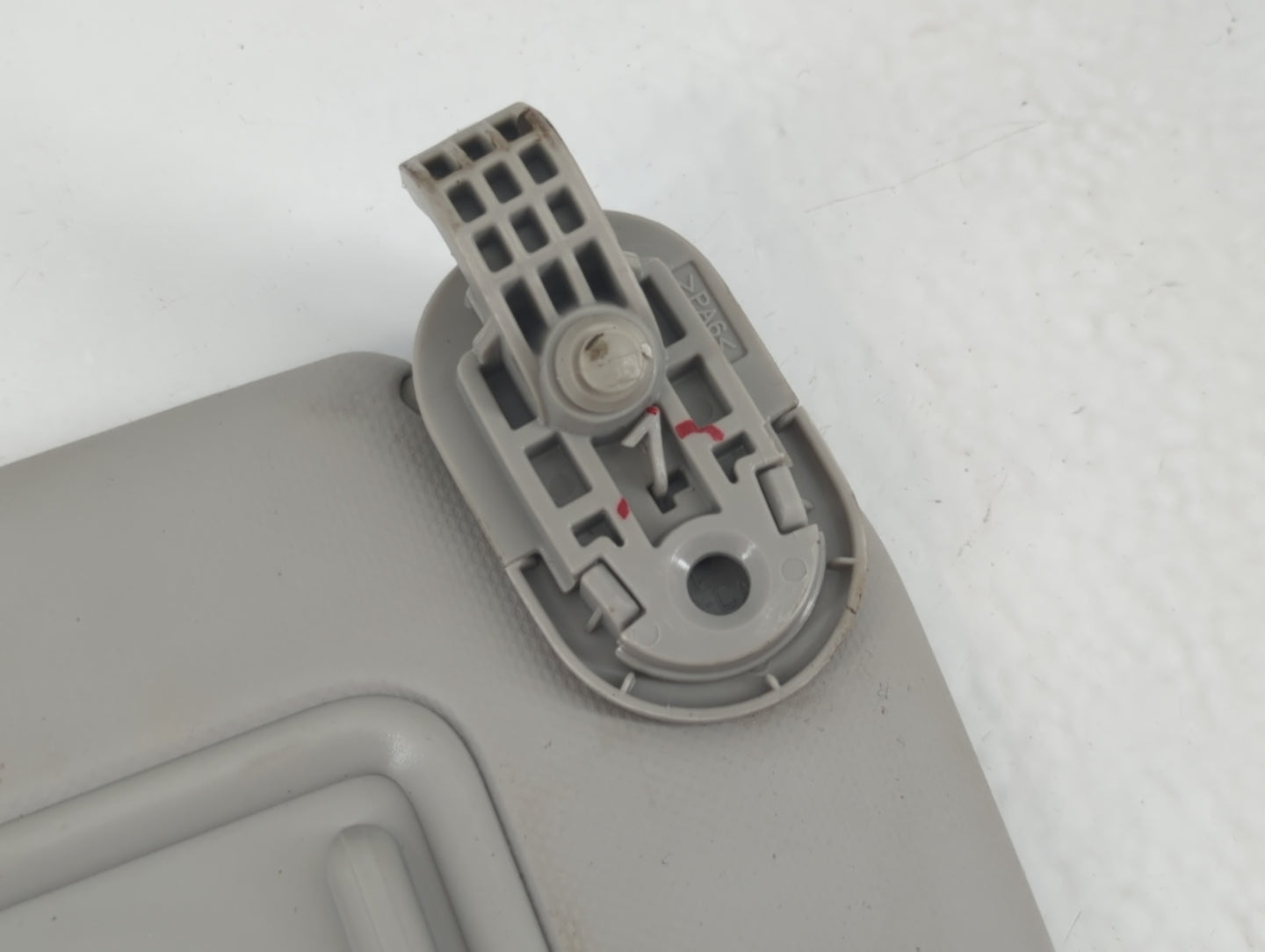 2019-2021 Kia Forte Sun Visor Shade Replacement Passenger Right Mirror Fits Fits 2019 2020 2021 OEM Used Auto Parts - Oemusedautoparts1.com