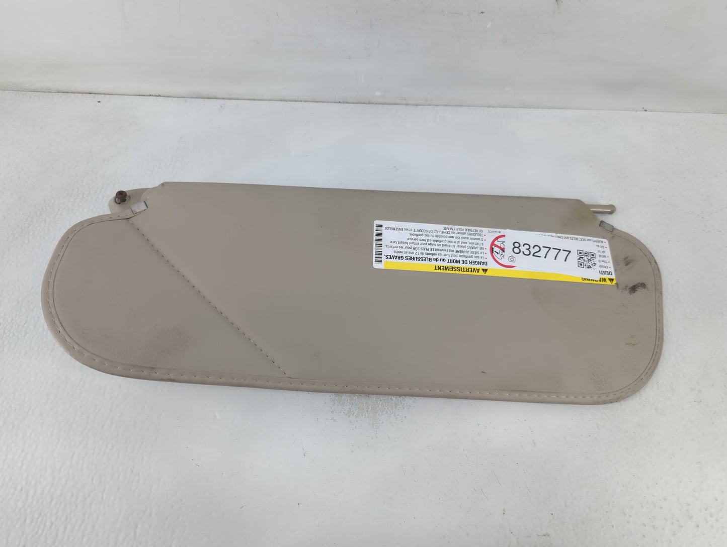 2003-2021 Chevrolet Express 2500 Sun Visor Shade Replacement Passenger Right Mirror Fits OEM Used Auto Parts - Oemusedautoparts1.com