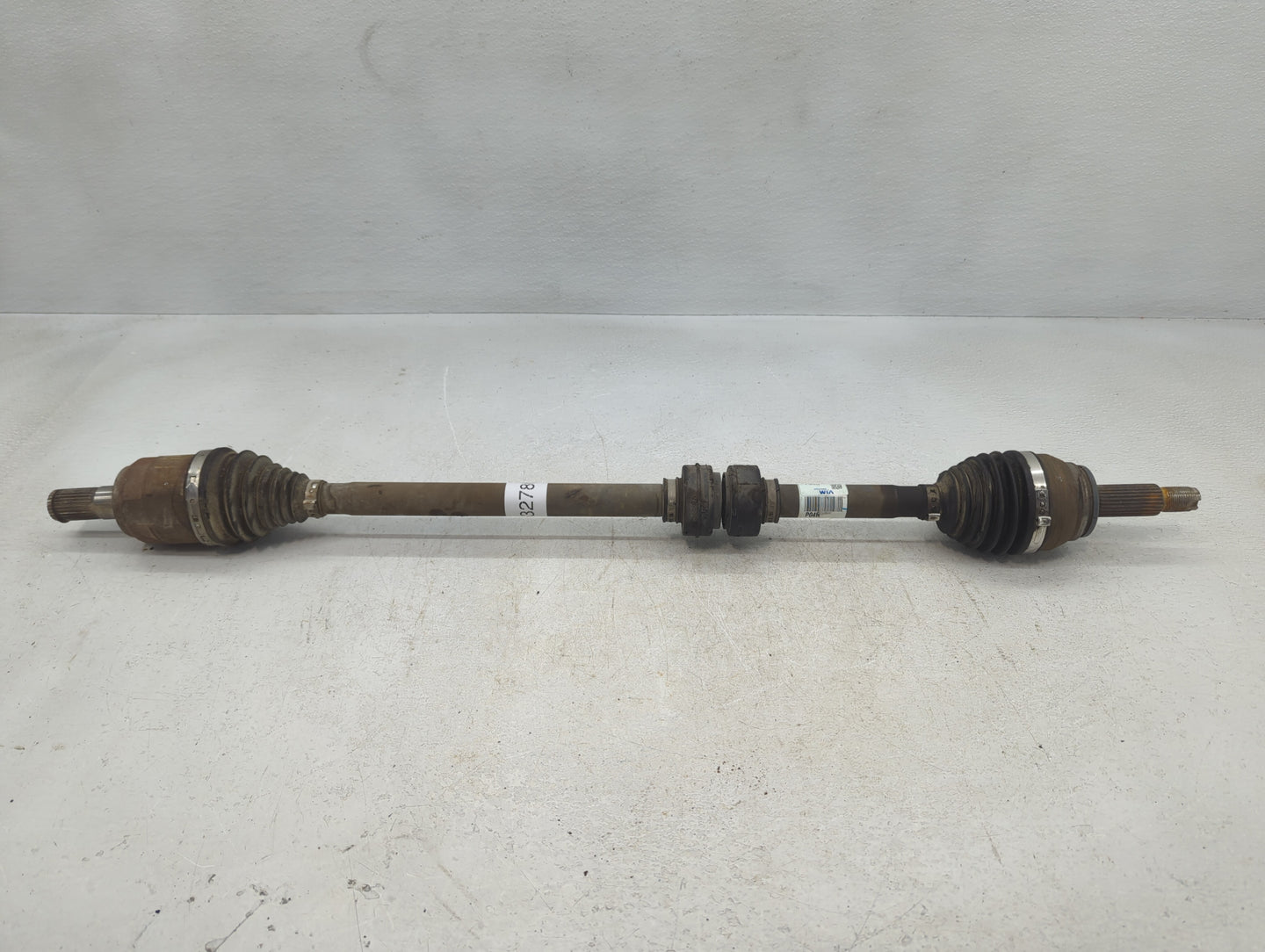 2018-2021 Hyundai Kona Axle Shaft Front Passenger Cv C/v - Oemusedautoparts1.com