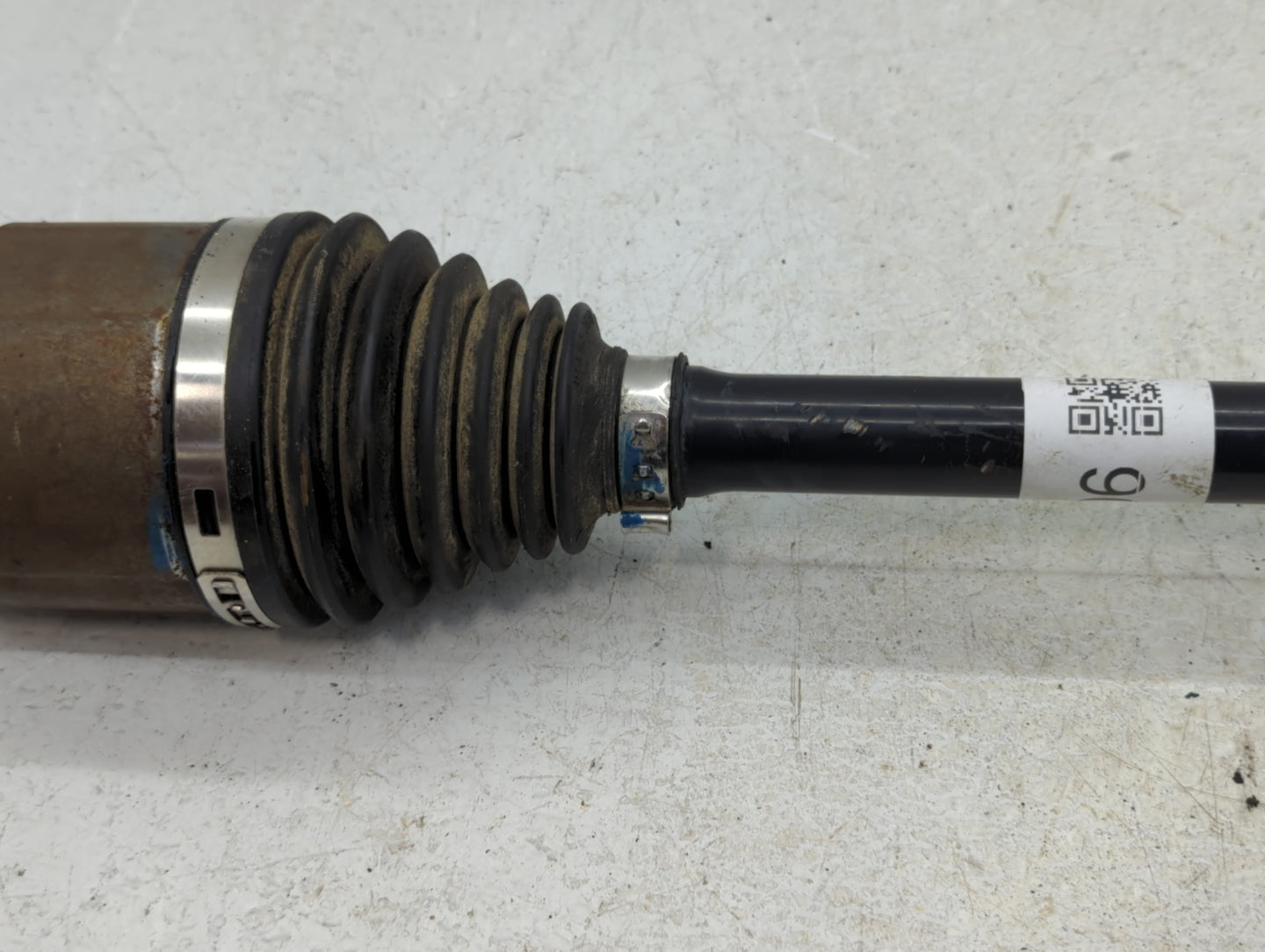2020-2023 Hyundai Sonata Axle Shaft Front Driver Cv C/v - Oemusedautoparts1.com
