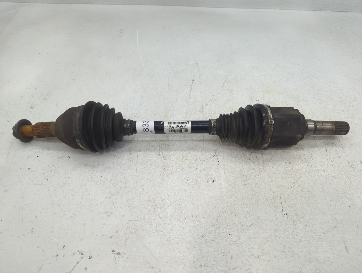 2010-2011 Cadillac Srx Axle Shaft Front Driver Cv C/v - Oemusedautoparts1.com