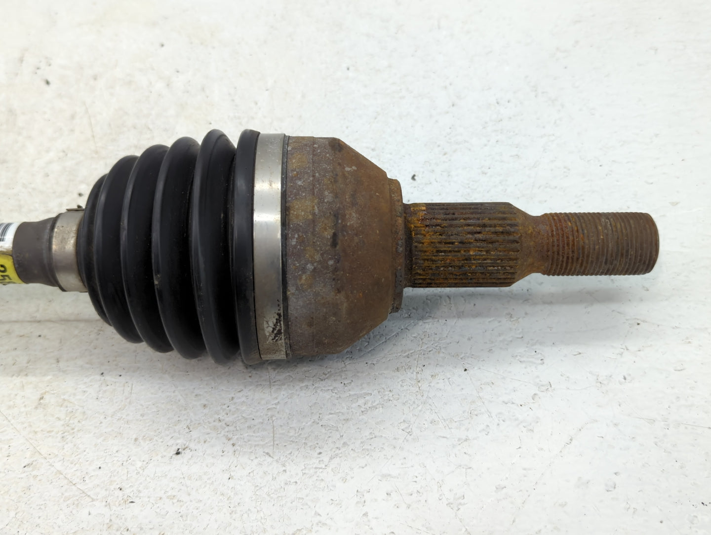 2007-2017 Gmc Acadia Axle Shaft Front Passenger Cv C/v - Oemusedautoparts1.com