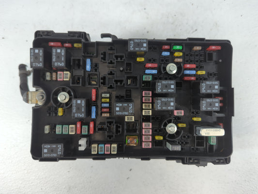 2018 Chrysler Pacifica Fusebox Fuse Box Panel Relay Module P/N:PP+20T+10GF 6356-5923 Fits OEM Used Auto Parts - Oemusedautoparts1.com