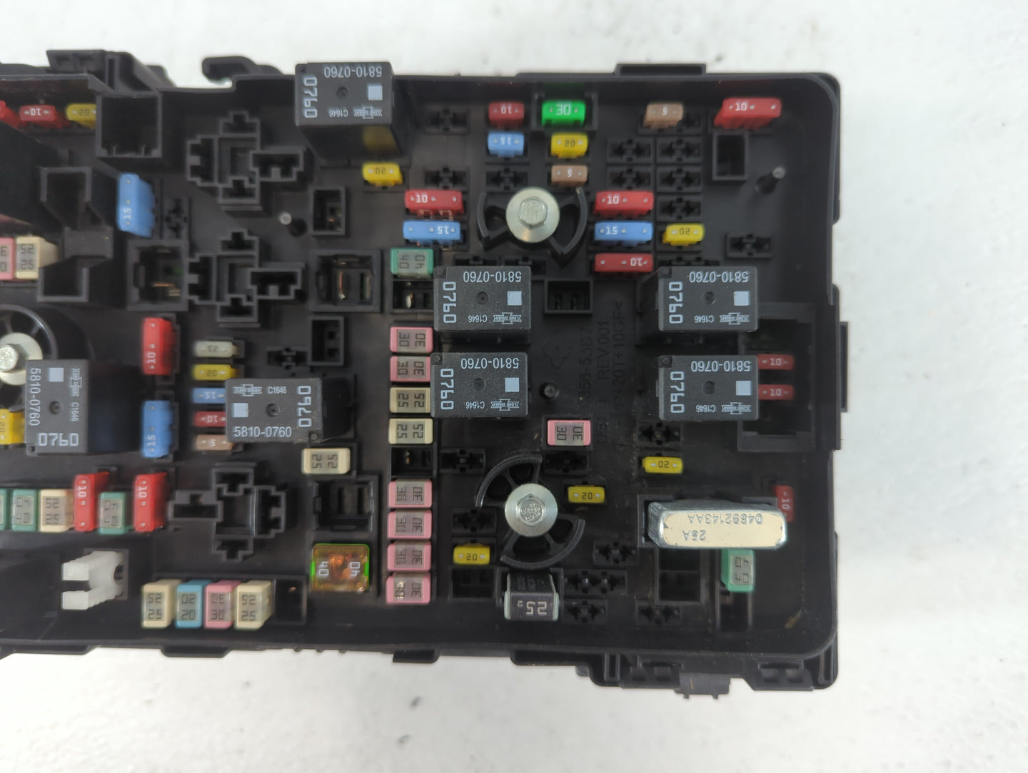 2018 Chrysler Pacifica Fusebox Fuse Box Panel Relay Module P/N:PP+20T+10GF 6356-5923 Fits OEM Used Auto Parts - Oemusedautoparts1.com