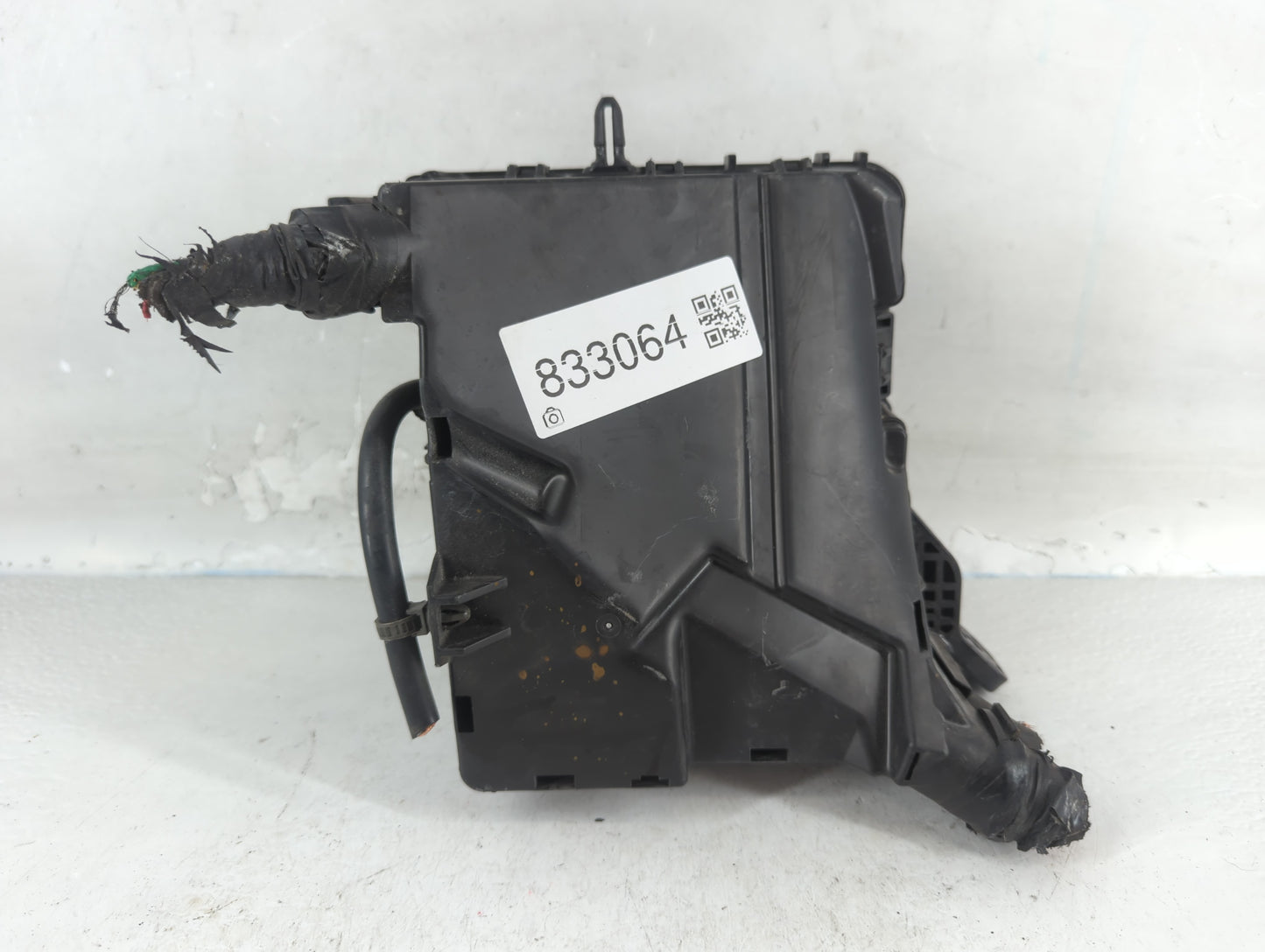 2016-2019 Kia Optima Fusebox Fuse Box Panel Relay Module P/N:91950-D5822 Fits Fits 2016 2017 2018 2019 OEM Used Auto Parts - Oemusedautoparts1.com