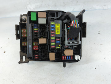 2017-2018 Kia Forte Fusebox Fuse Box Panel Relay Module P/N:91218 B0400 Fits Fits 2017 2018 OEM Used Auto Parts