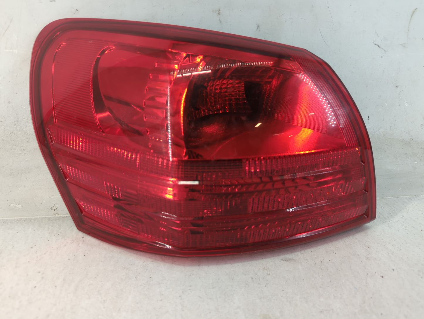 2008-2015 Nissan Rogue Tail Light Assembly Driver Left OEM Fits Fits 2008 2009 2010 2011 2012 2013 2014 2015 OEM Used Auto Parts - Oemusedautoparts1.com