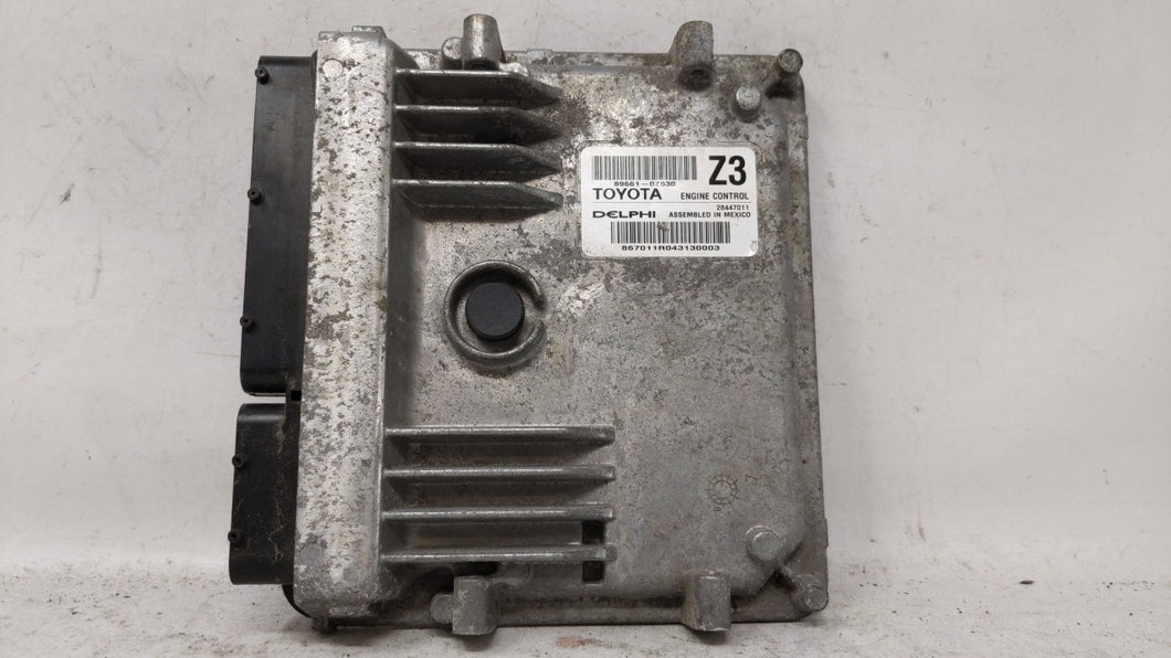 2015 Toyota Corolla PCM Engine Control Computer ECU ECM PCU OEM P/N:89661-0Z640 89661-0Z630 Fits OEM Used Auto Parts - Oemusedautoparts1.com 