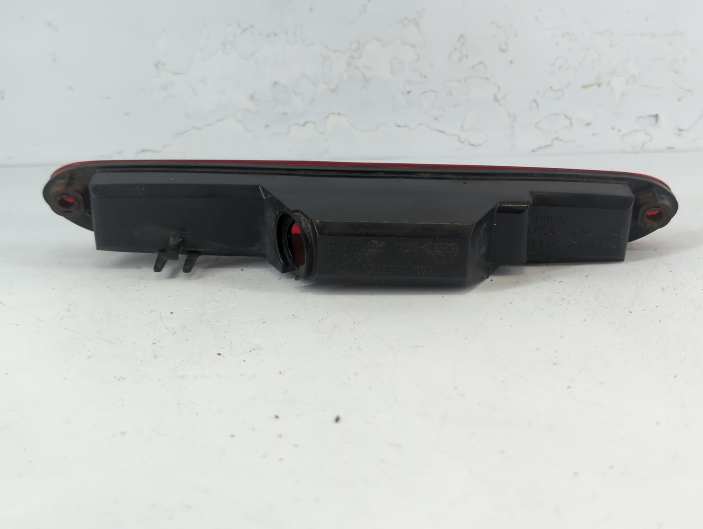 2005 Honda Pilot Third Brake Light Tail Light Fits OEM Used Auto Parts - Oemusedautoparts1.com
