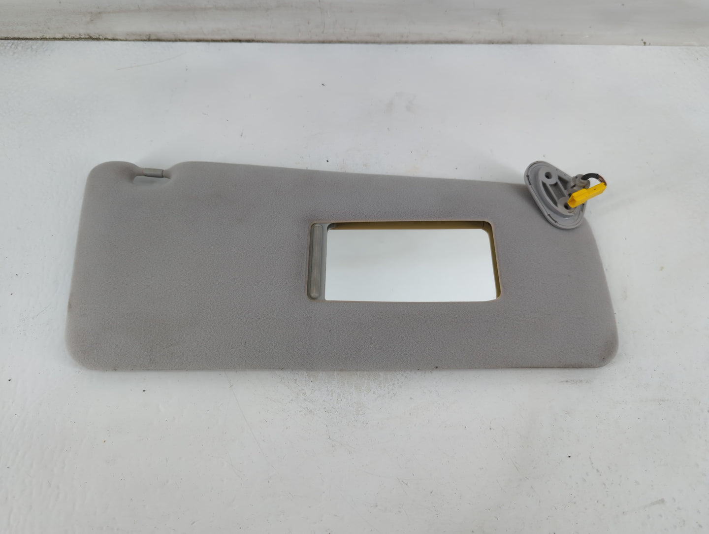 1995 Bmw 750i Sun Visor Shade Replacement Passenger Right Mirror Fits OEM Used Auto Parts - Oemusedautoparts1.com