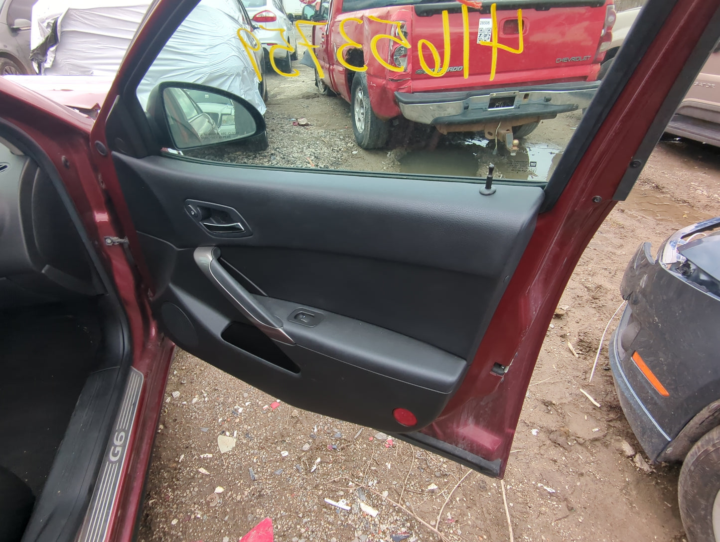 2009 Pontiac G6 Front Right Passenger Interior Door Panel Trim