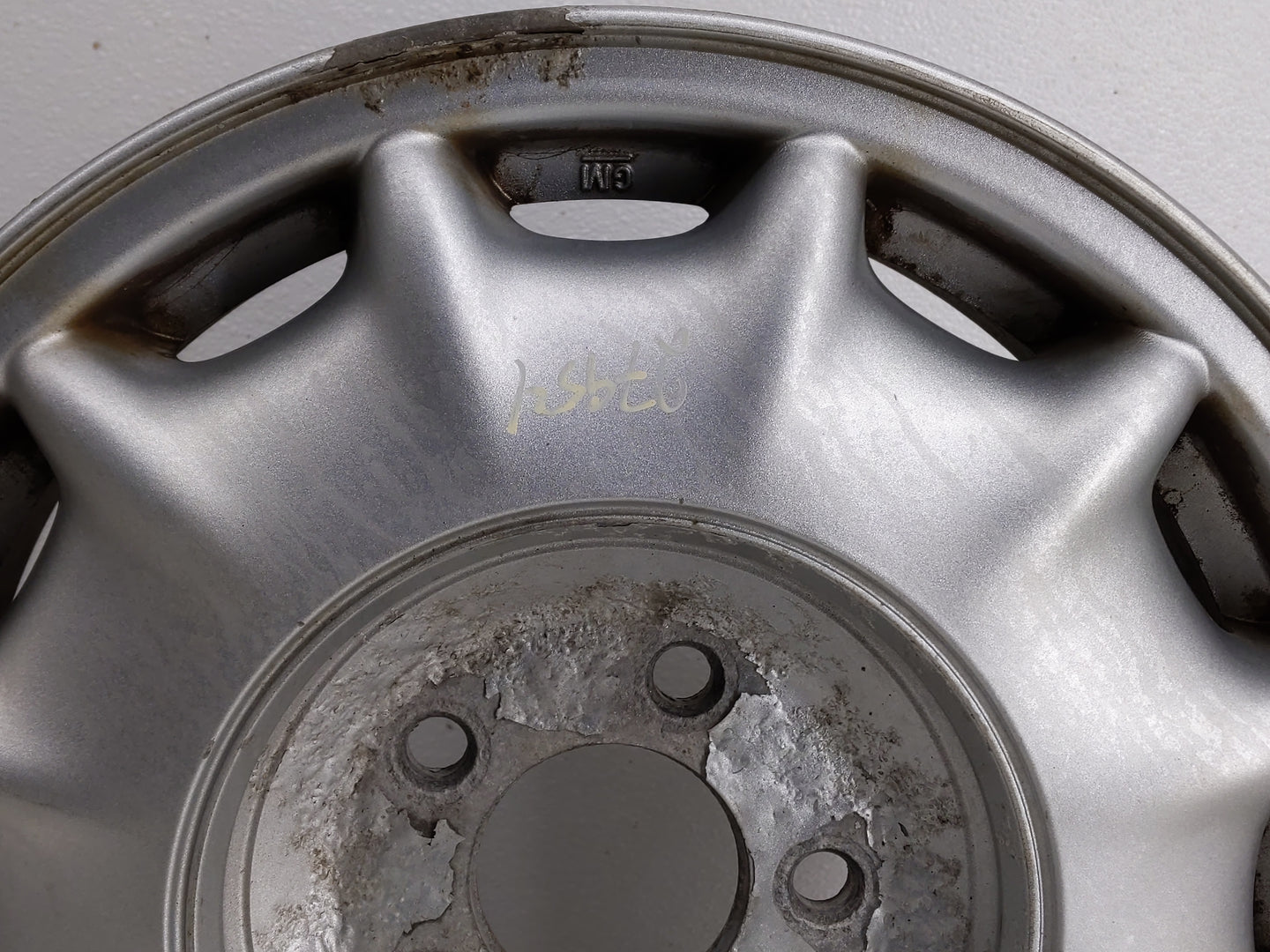 2000-2002 Buick Lesabre Oem Wheel Rim - Oemusedautoparts1.com