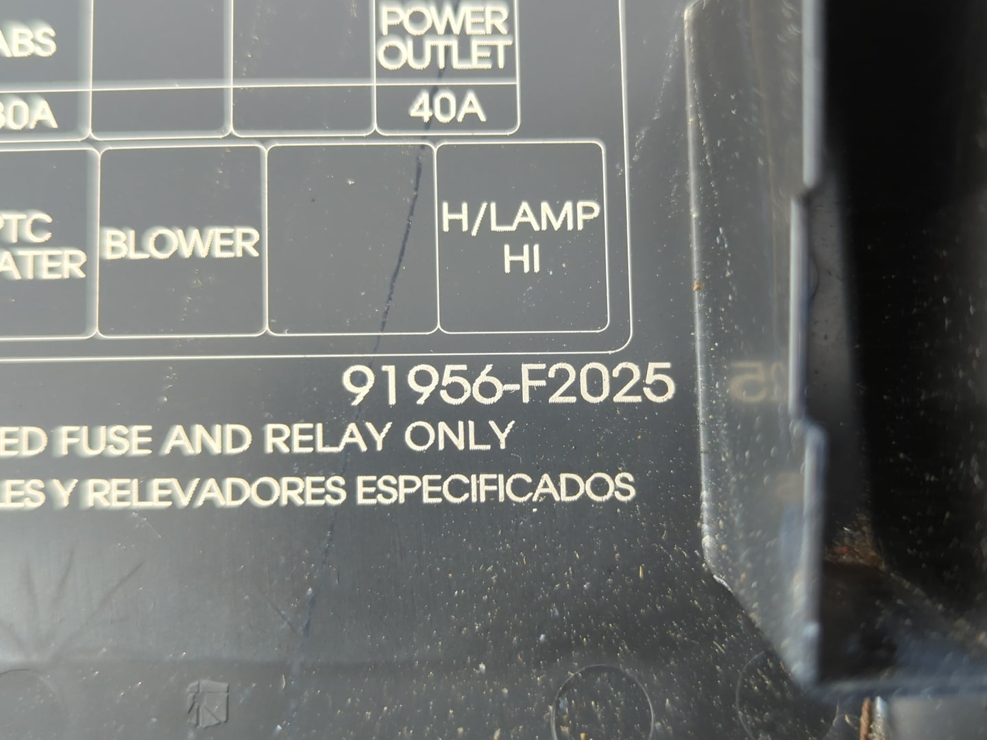 2019-2020 Hyundai Elantra Fusebox Fuse Box Panel Relay Module P/N:91956-F2025 Fits Fits 2019 2020 OEM Used Auto Parts - Oemusedautoparts1.com