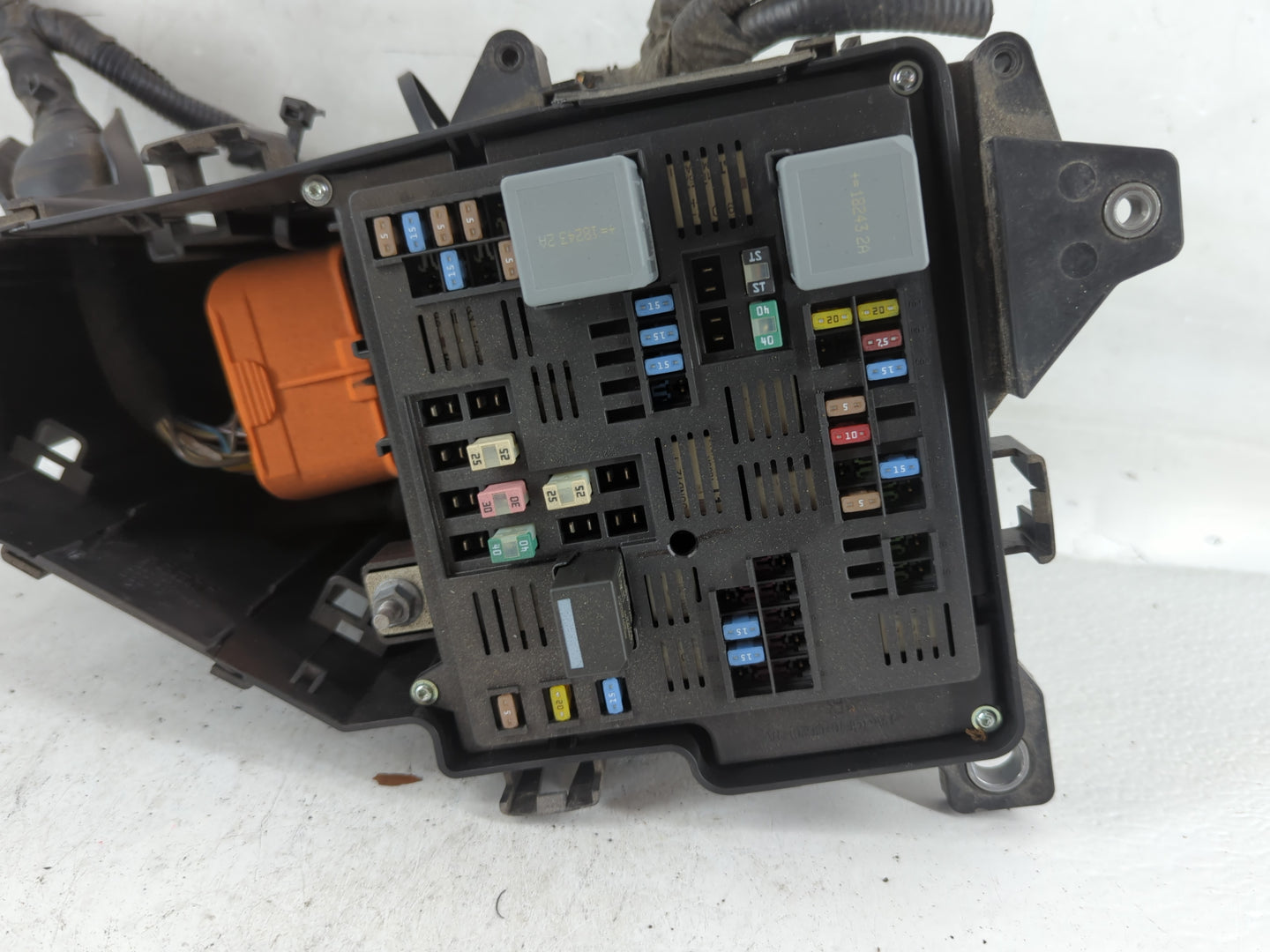 2018 Volvo S90 Fusebox Fuse Box Panel Relay Module P/N:31398001 31654059 Fits OEM Used Auto Parts - Oemusedautoparts1.com