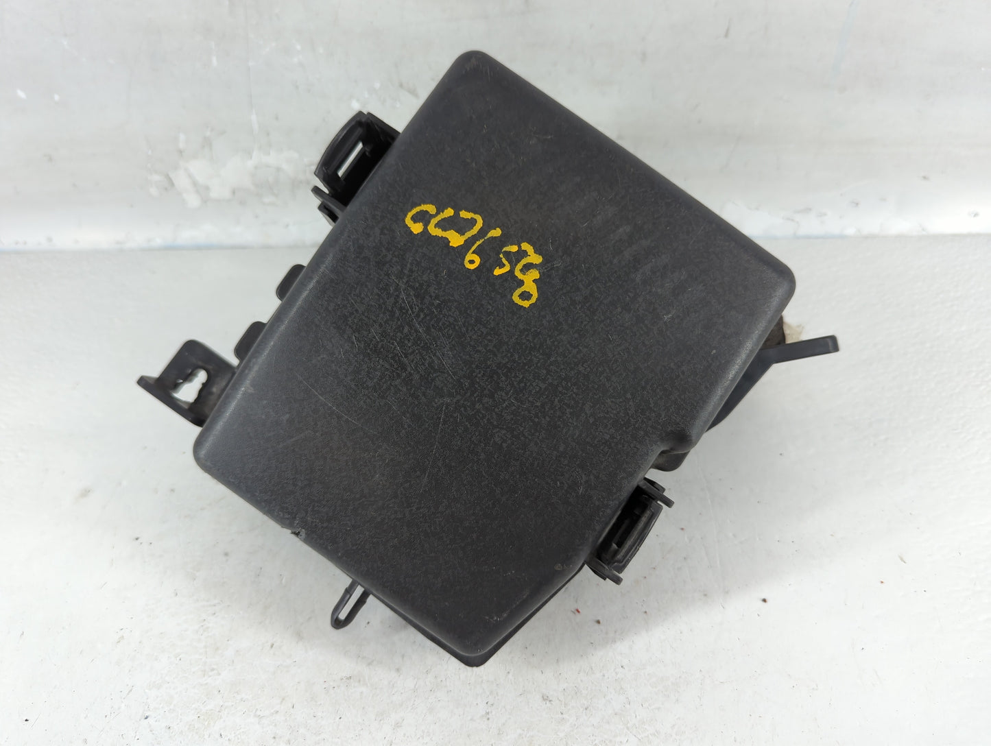 2014-2015 Kia Optima Fusebox Fuse Box Panel Relay Module P/N:91955-2T740 Fits Fits 2014 2015 OEM Used Auto Parts - Oemusedautoparts1.com