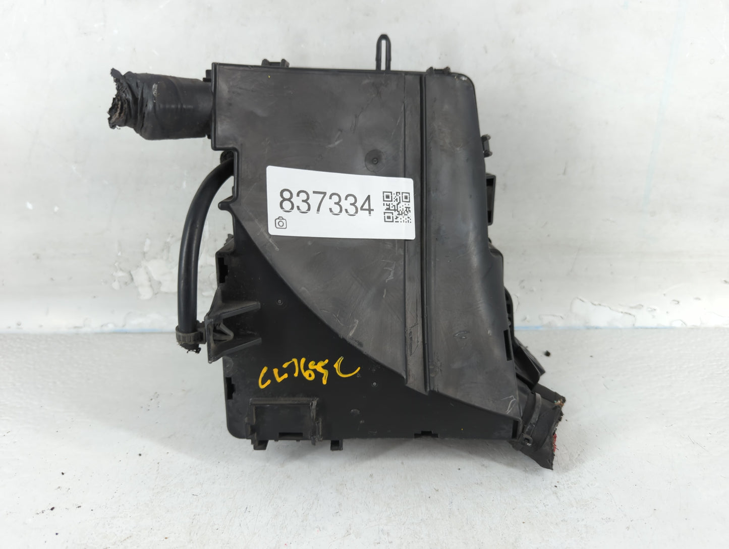 2011-2014 Hyundai Sonata Fusebox Fuse Box Panel Relay Module P/N:91950-3S711 Fits Fits 2011 2012 2013 2014 OEM Used Auto Parts - Oemusedautoparts1.com