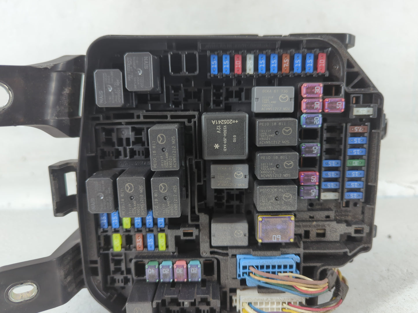 2021 Mazda 3 Fusebox Fuse Box Panel Relay Module P/N:BCKA 6676Y Fits Fits 2020 2022 OEM Used Auto Parts - Oemusedautoparts1.com