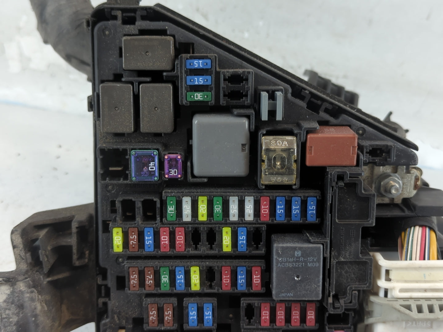 2018 Subaru Xv Fusebox Fuse Box Panel Relay Module P/N:M5901300B Fits OEM Used Auto Parts - Oemusedautoparts1.com