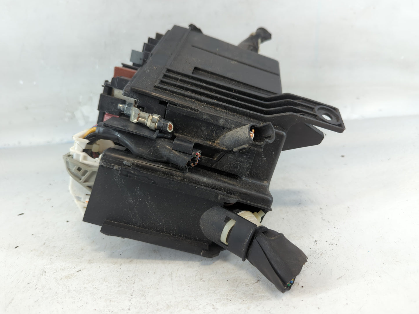 2018 Subaru Xv Fusebox Fuse Box Panel Relay Module P/N:M5901300B Fits OEM Used Auto Parts - Oemusedautoparts1.com