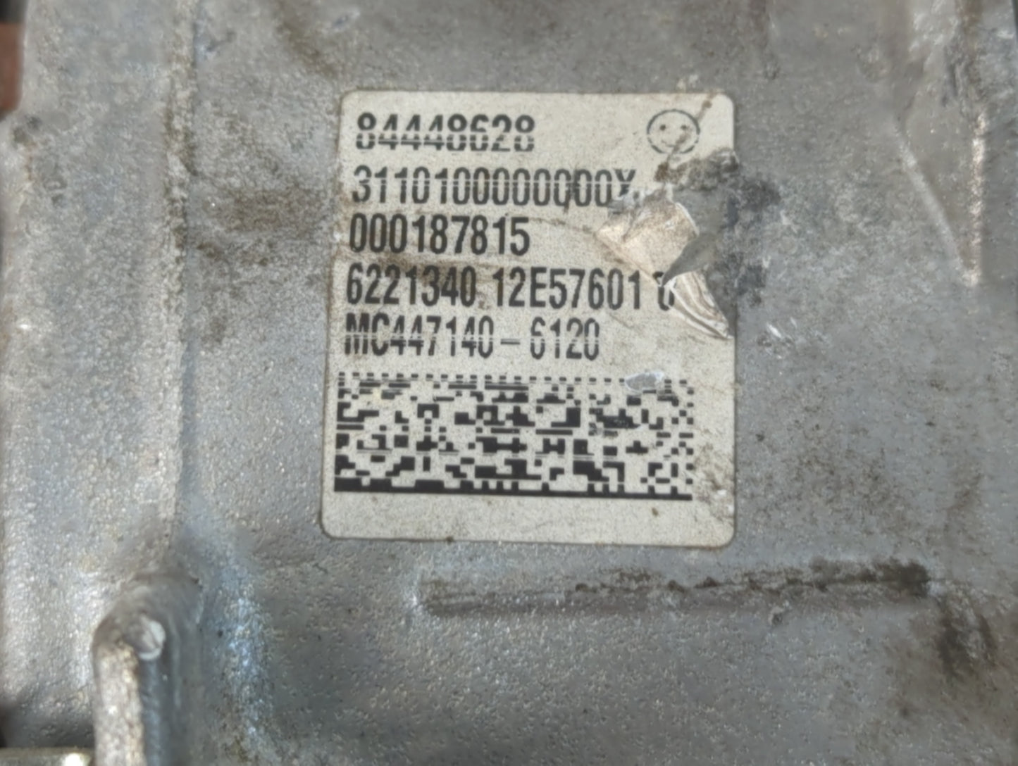 2022 Gmc Sierra 1500 Alternator Replacement Generator Charging Assembly Engine OEM P/N:6221340 84448628 Fits OEM Used Auto Parts - Oemusedautoparts1.com