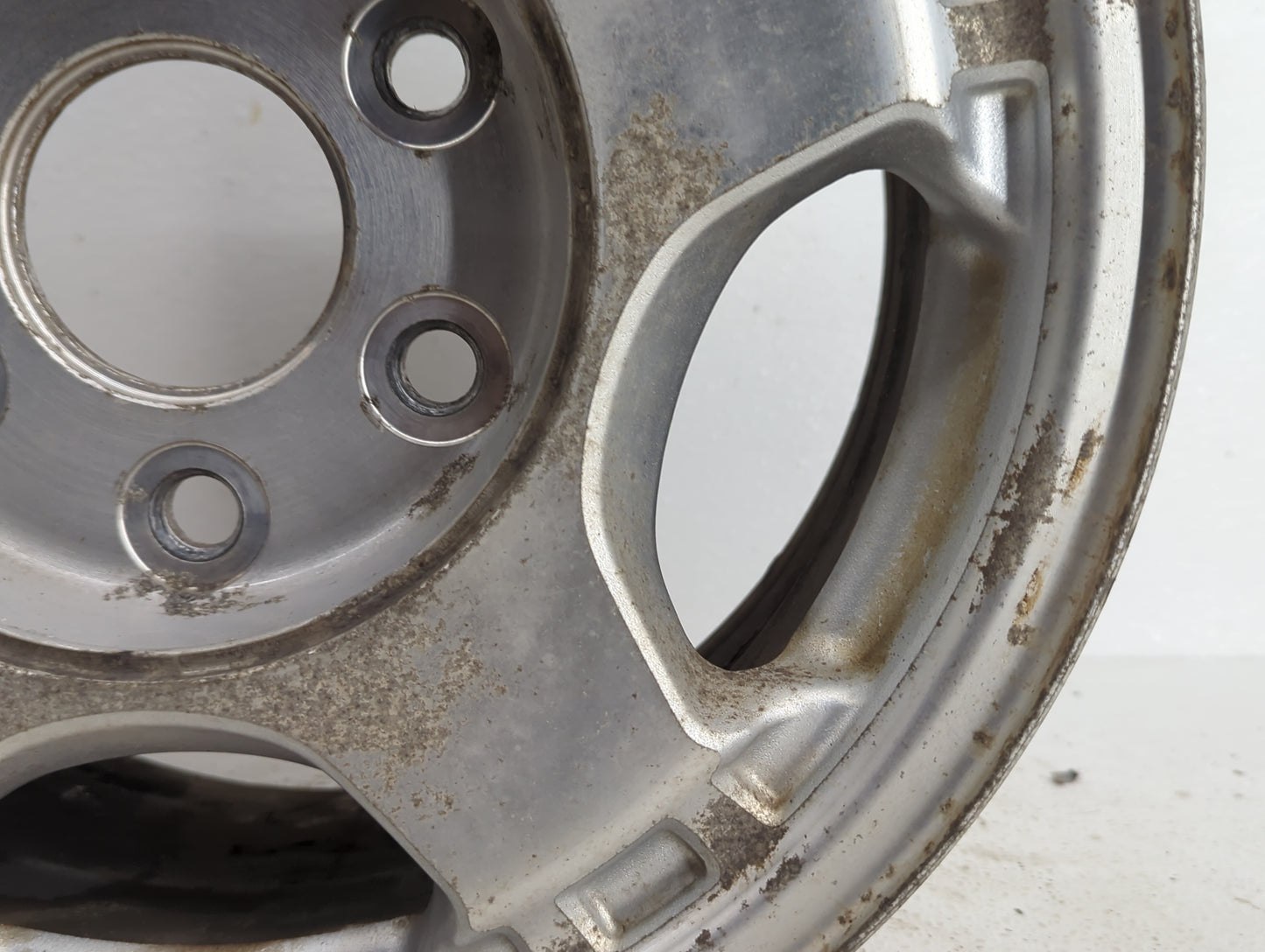 Chevrolet Silverado 1500 Pickup Wheel Rim Oem - Oemusedautoparts1.com
