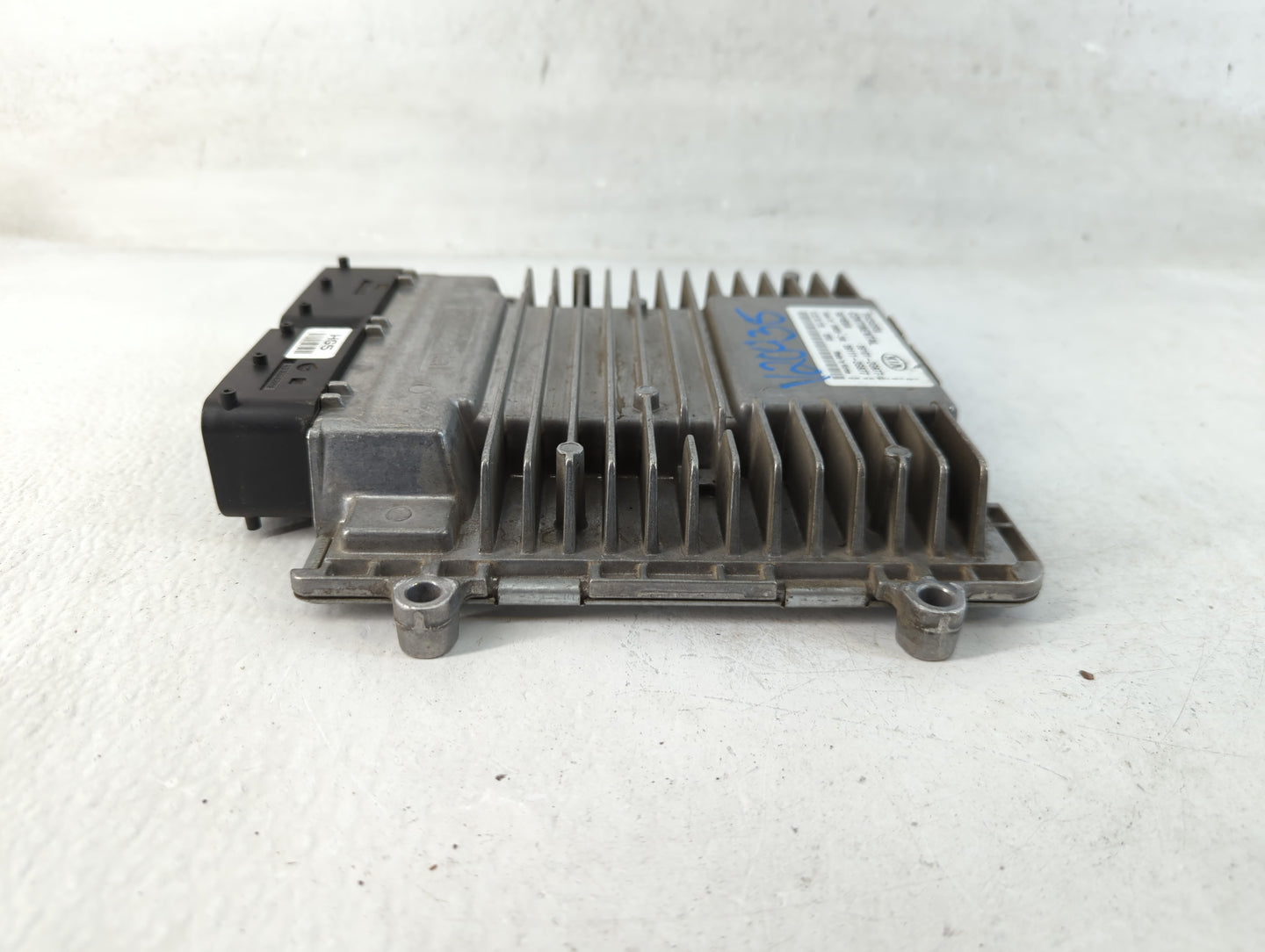 2011-2013 Kia Optima PCM Engine Control Computer ECU ECM PCU OEM P/N:39111-2G877 39101-2G877 Fits Fits 2011 2012 2013 OEM Used Auto Parts - Oemusedautoparts1.com