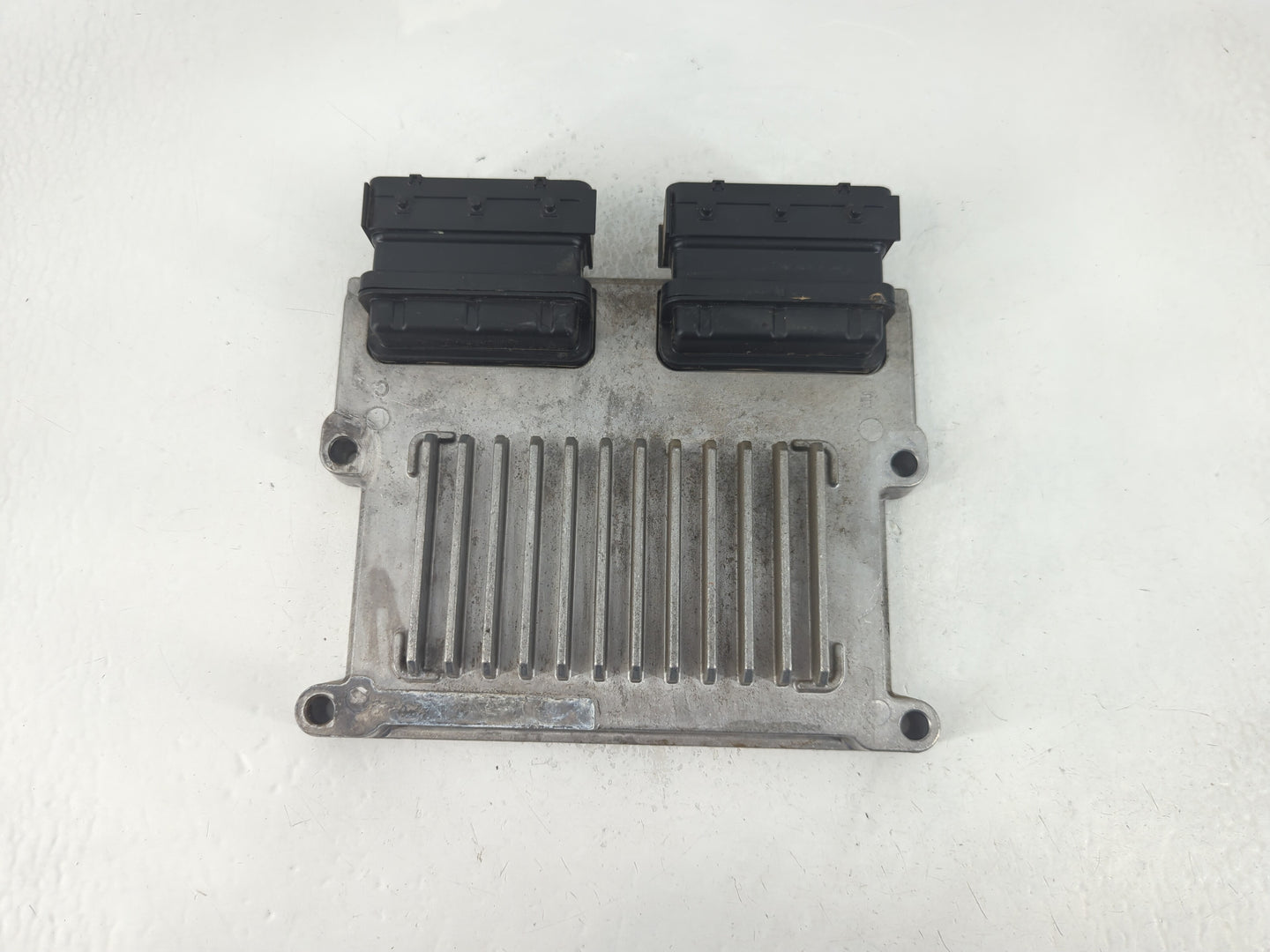 2012-2014 Hyundai Genesis PCM Engine Control Computer ECU ECM PCU OEM P/N:39105-3CBN0 Fits Fits 2012 2013 2014 OEM Used Auto Parts - Oemusedautoparts1.com