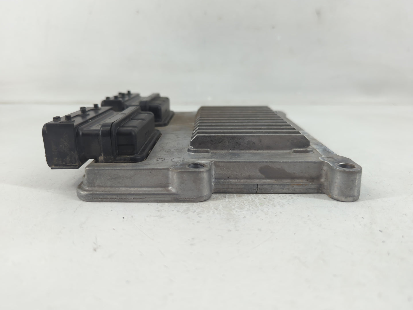 2012-2014 Hyundai Genesis PCM Engine Control Computer ECU ECM PCU OEM P/N:39105-3CBN0 Fits Fits 2012 2013 2014 OEM Used Auto Parts - Oemusedautoparts1.com