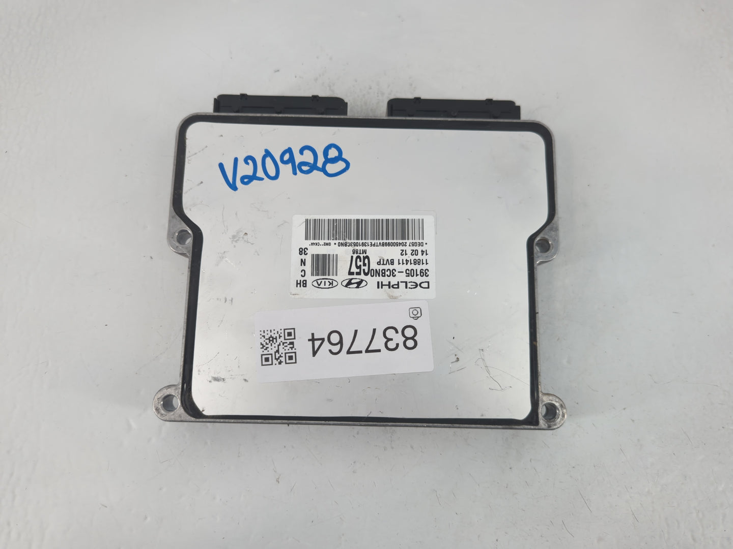 2012-2014 Hyundai Genesis PCM Engine Control Computer ECU ECM PCU OEM P/N:39105-3CBN0 Fits Fits 2012 2013 2014 OEM Used Auto Parts - Oemusedautoparts1.com