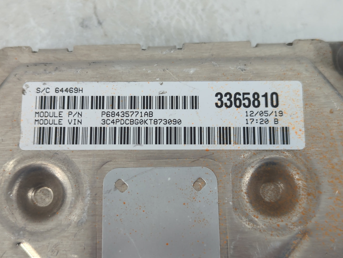 2016-2019 Dodge Journey PCM Engine Control Computer ECU ECM PCU OEM P/N:P68259135AB Fits Fits 2016 2017 2018 2019 OEM Used Auto Parts - Oemusedautoparts1.com