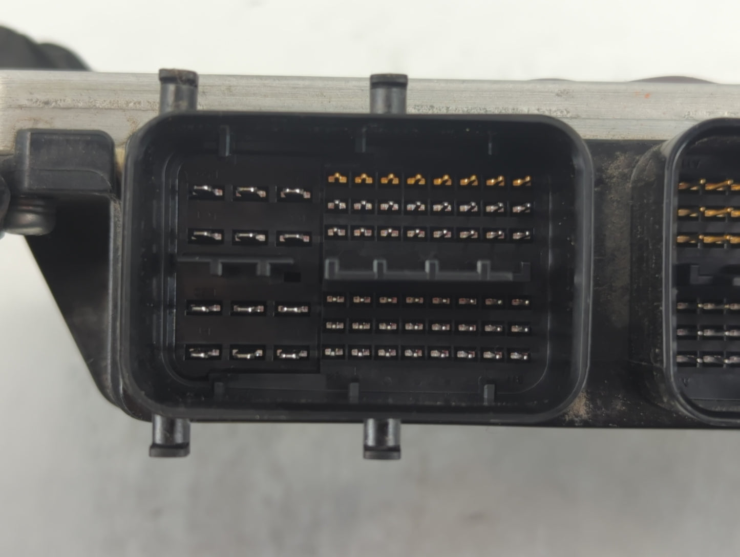 2015 Toyota Prius PCM Engine Control Computer ECU ECM PCU OEM P/N:89661-47591 Fits OEM Used Auto Parts - Oemusedautoparts1.com