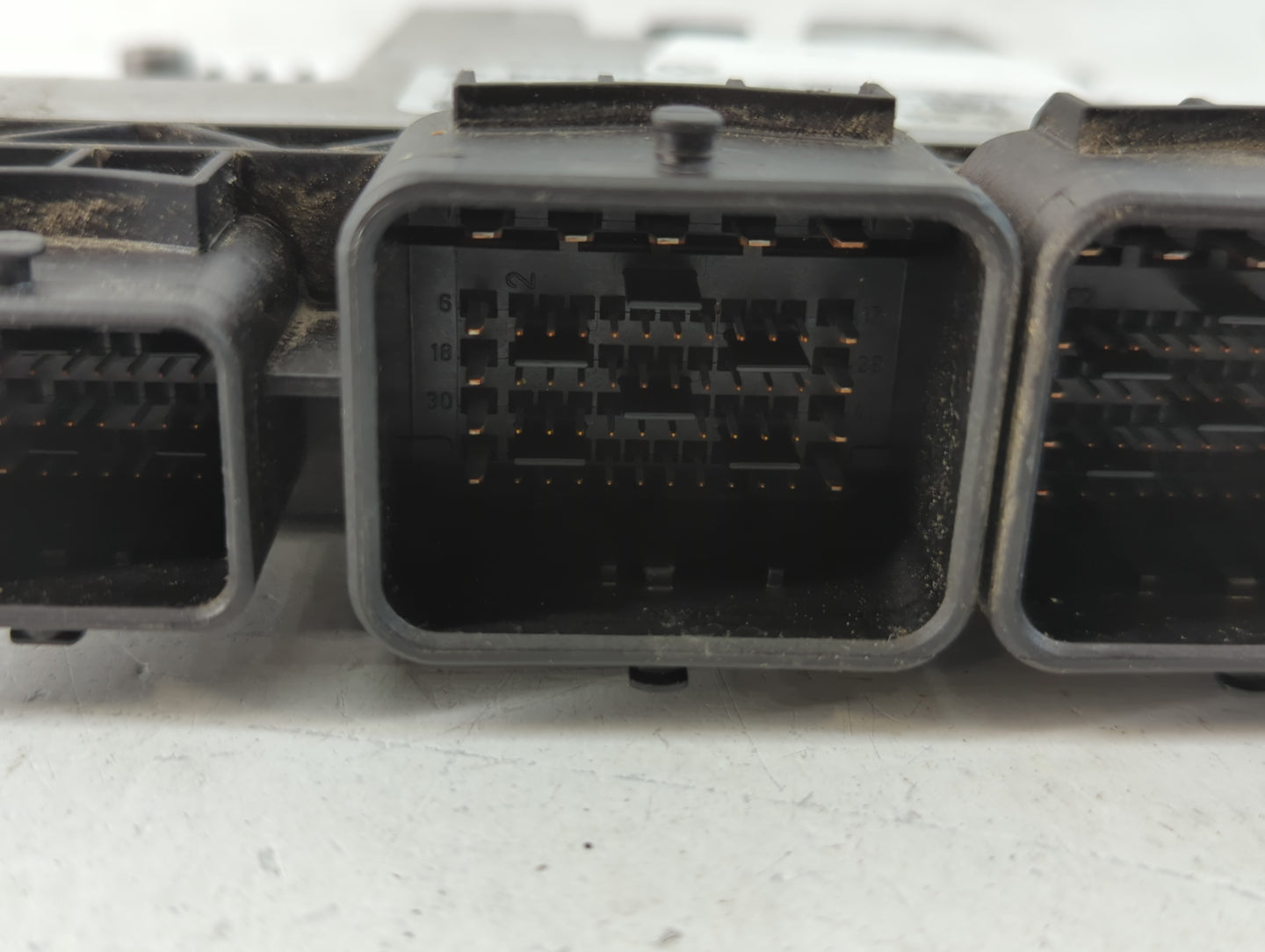 2009-2012 Mini Cooper PCM Engine Control Computer ECU ECM PCU OEM P/N:0 261 S05 793 Fits Fits 2009 2010 2011 2012 OEM Used Auto Parts - Oemusedautoparts1.com