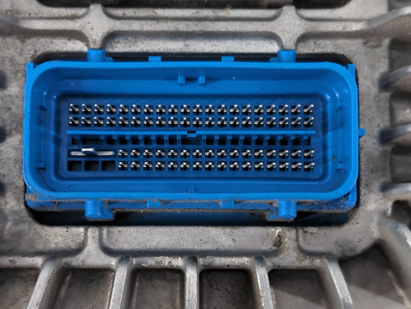 2017 Buick Enclave PCM Engine Control Computer ECU ECM PCU OEM P/N:12670801 Fits Fits 2018 2019 2020 OEM Used Auto Parts - Oemusedautoparts1.com