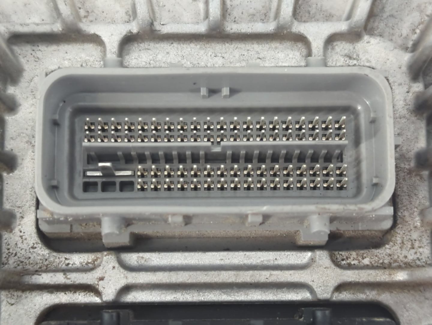 2017 Buick Enclave PCM Engine Control Computer ECU ECM PCU OEM P/N:12670801 Fits Fits 2018 2019 2020 OEM Used Auto Parts - Oemusedautoparts1.com