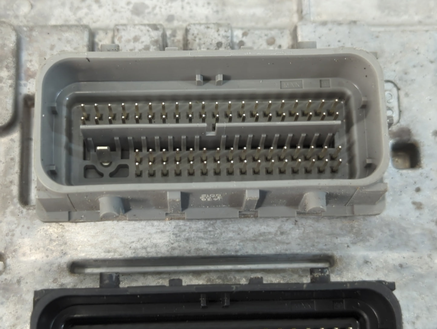 2017-2021 Gmc Acadia PCM Engine Control Computer ECU ECM PCU OEM P/N:12695804 Fits Fits 2017 2018 2019 2020 2021 2022 OEM Used Auto Parts - Oemusedautoparts1.com