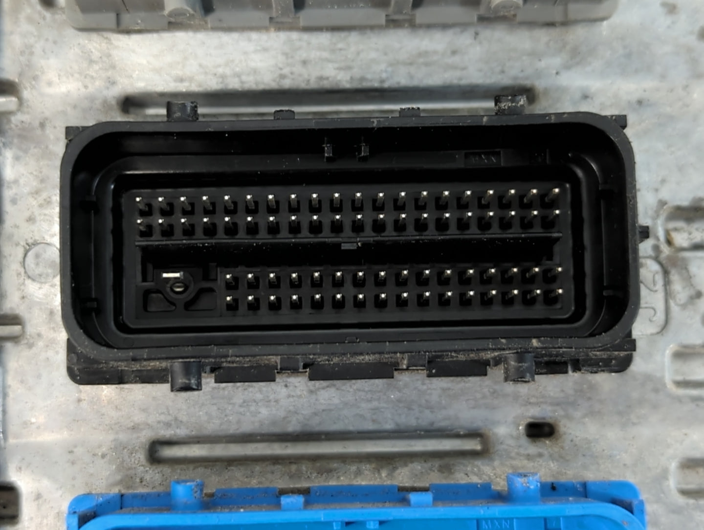 2017-2021 Gmc Acadia PCM Engine Control Computer ECU ECM PCU OEM P/N:12695804 Fits Fits 2017 2018 2019 2020 2021 2022 OEM Used Auto Parts - Oemusedautoparts1.com