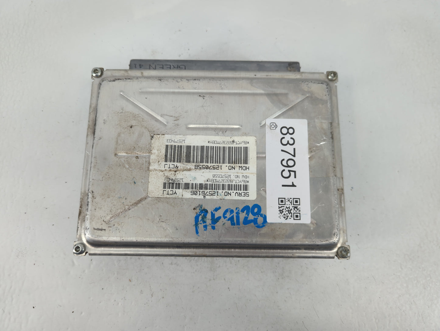 2004 Chevrolet Corvette PCM Engine Control Computer ECU ECM PCU OEM P/N:12570558 12579403, 12576106 Fits Fits 2003 OEM Used Auto Parts - Oemusedautoparts1.com