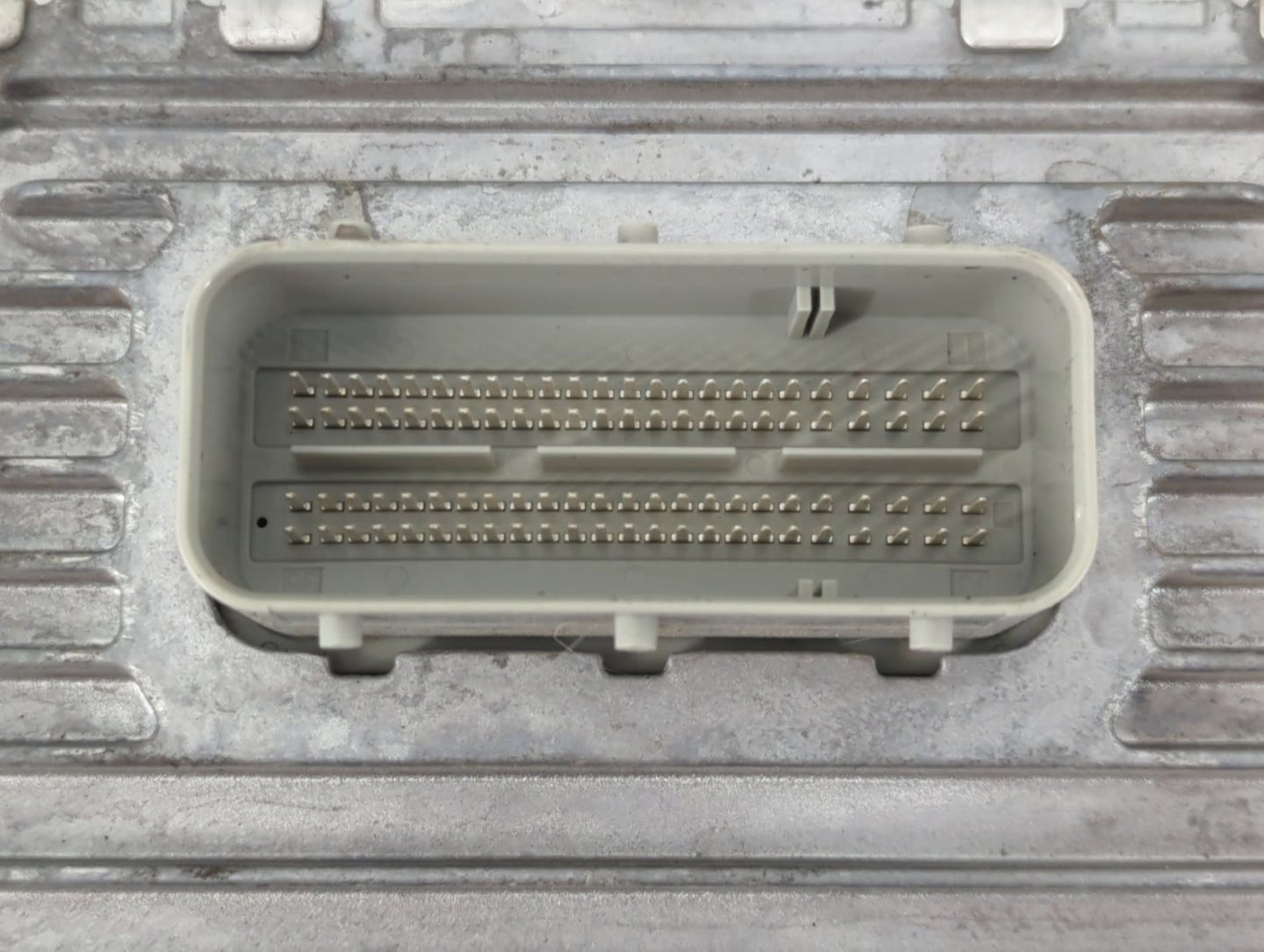 2018-2019 Dodge Challenger PCM Engine Control Computer ECU ECM PCU OEM P/N:P68330904AA Fits Fits 2018 2019 OEM Used Auto Parts - Oemusedautoparts1.com