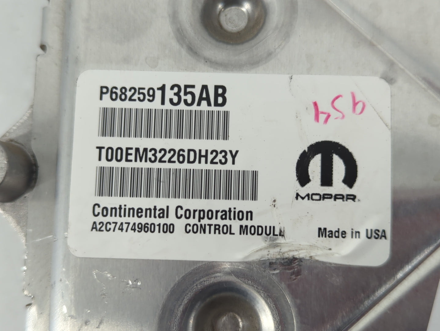 2016-2019 Dodge Journey PCM Engine Control Computer ECU ECM PCU OEM P/N:P68259135AB Fits Fits 2016 2017 2018 2019 OEM Used Auto Parts - Oemusedautoparts1.com