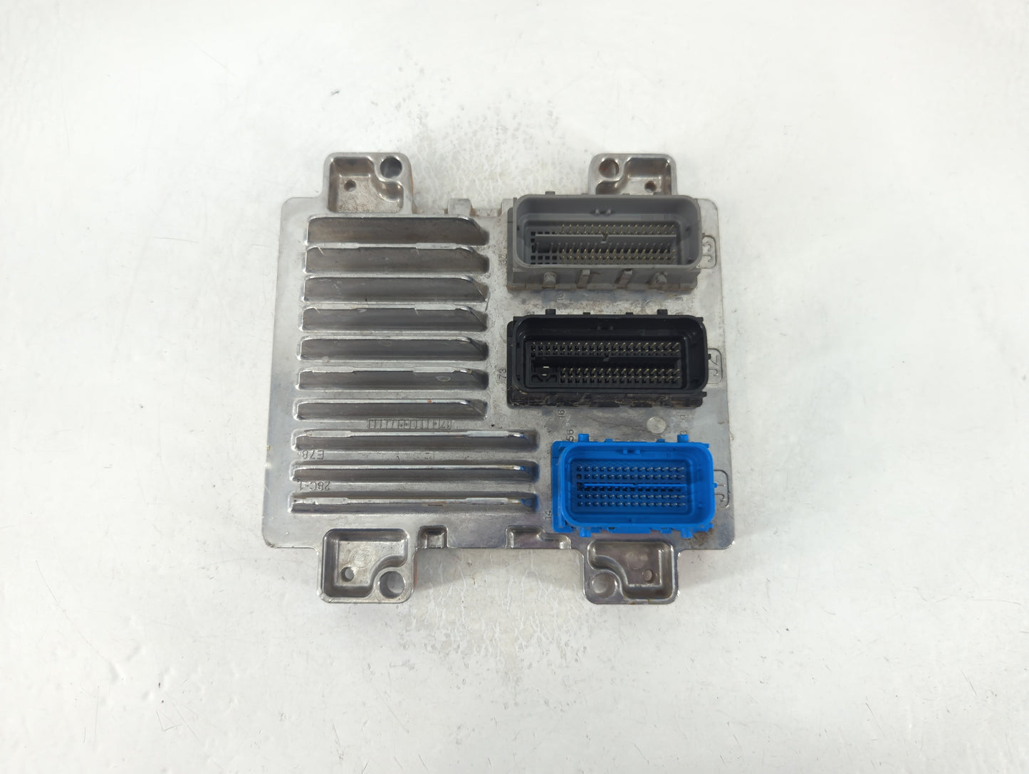 2017-2021 Chevrolet Trax PCM Engine Control Computer ECU ECM PCU OEM P/N:12668986 12685776 Fits Fits 2017 2018 2019 2020 2021 OEM Used Auto Parts - Oemusedautoparts1.com
