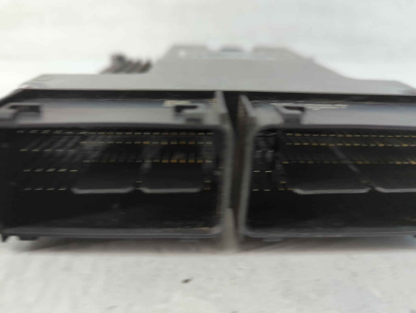 2015-2018 Ford Edge PCM Engine Control Computer ECU ECM PCU OEM P/N:F2GA-12A650-BNA Fits Fits 2015 2016 2017 2018 2019 OEM Used Auto Parts - Oemusedautoparts1.com