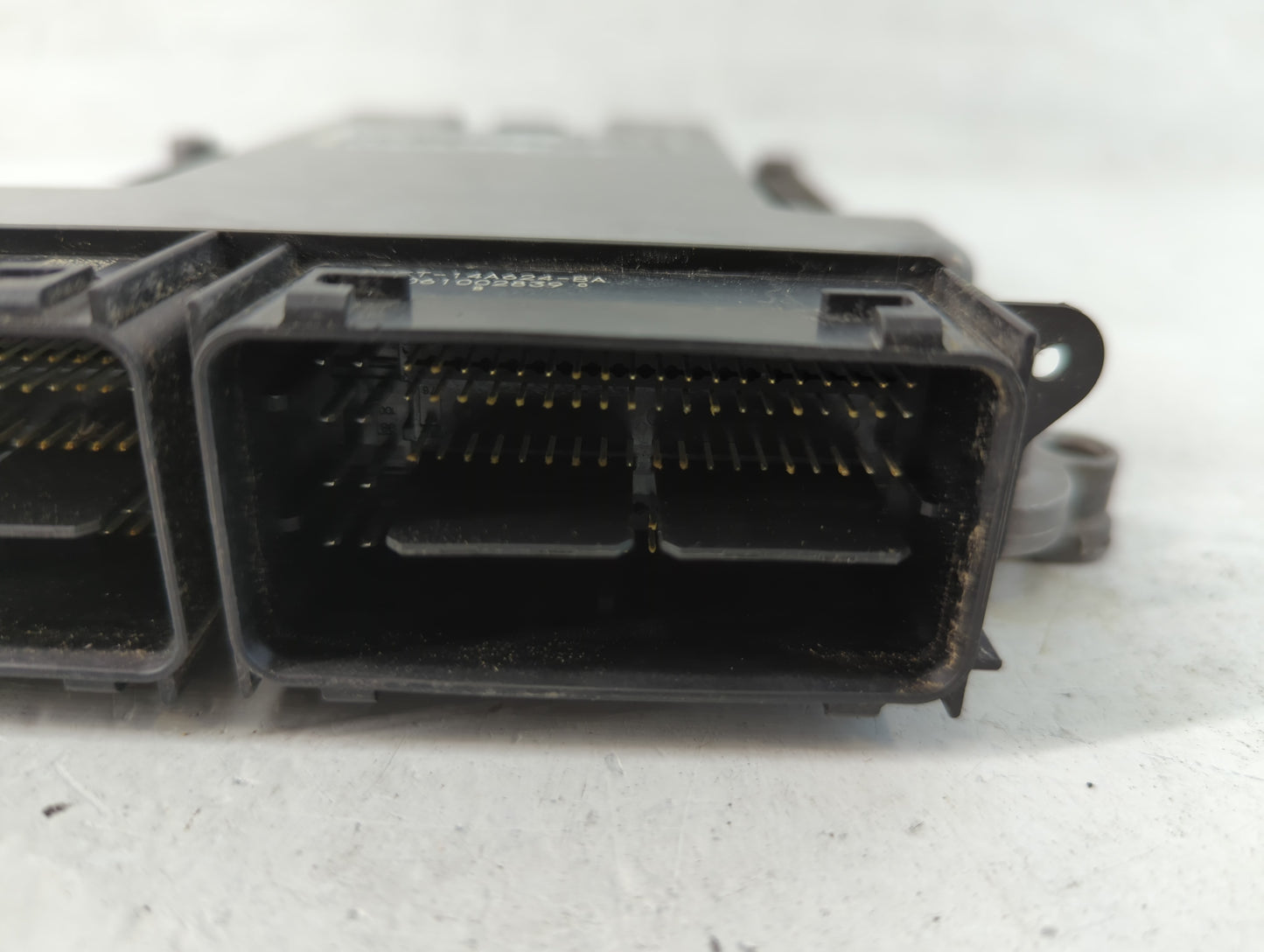 2015-2018 Ford Edge PCM Engine Control Computer ECU ECM PCU OEM P/N:F2GA-12A650-BNA Fits Fits 2015 2016 2017 2018 2019 OEM Used Auto Parts - Oemusedautoparts1.com