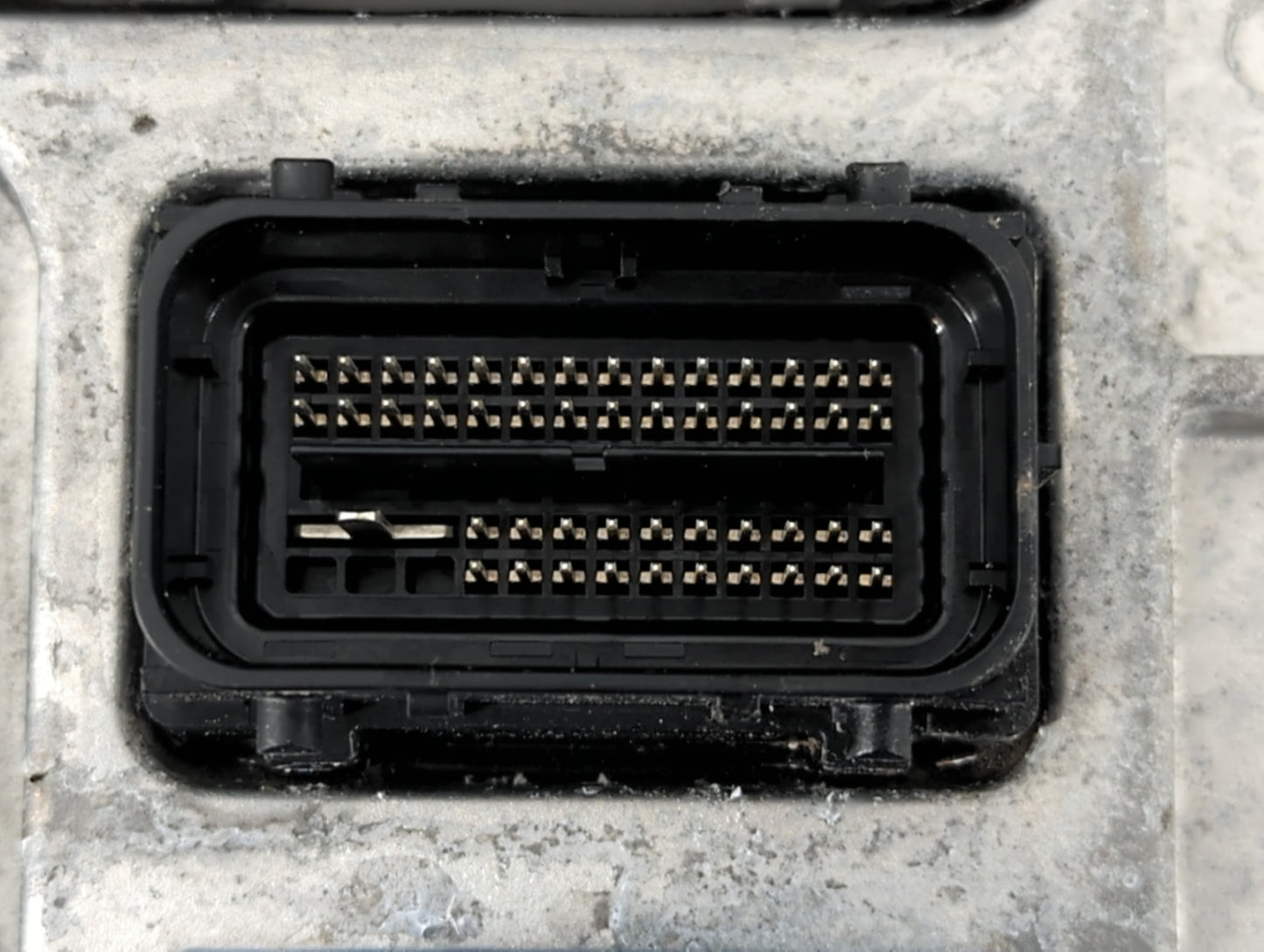 2018-2019 Chevrolet Malibu PCM Engine Control Computer ECU ECM PCU OEM P/N:12699666 E88 Fits Fits 2018 2019 OEM Used Auto Parts - Oemusedautoparts1.com