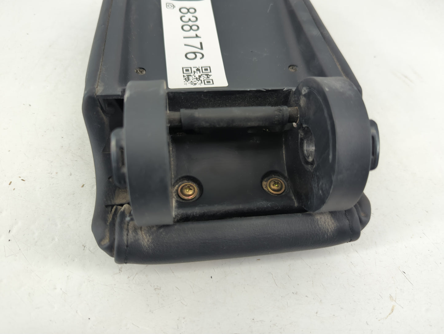 2004 Lexus Is300 Center Console Armrest Cover Lid P/N:58905-53040F Fits OEM Used Auto Parts - Oemusedautoparts1.com