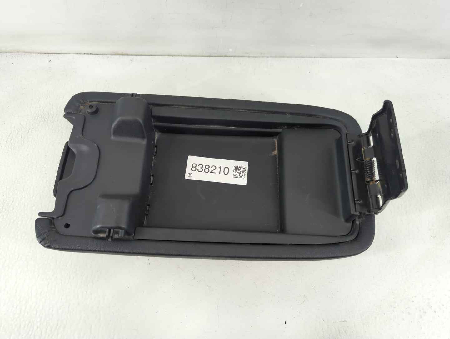 2012 Dodge Charger Center Console Armrest Cover Lid P/N:196 11 Fits OEM Used Auto Parts - Oemusedautoparts1.com
