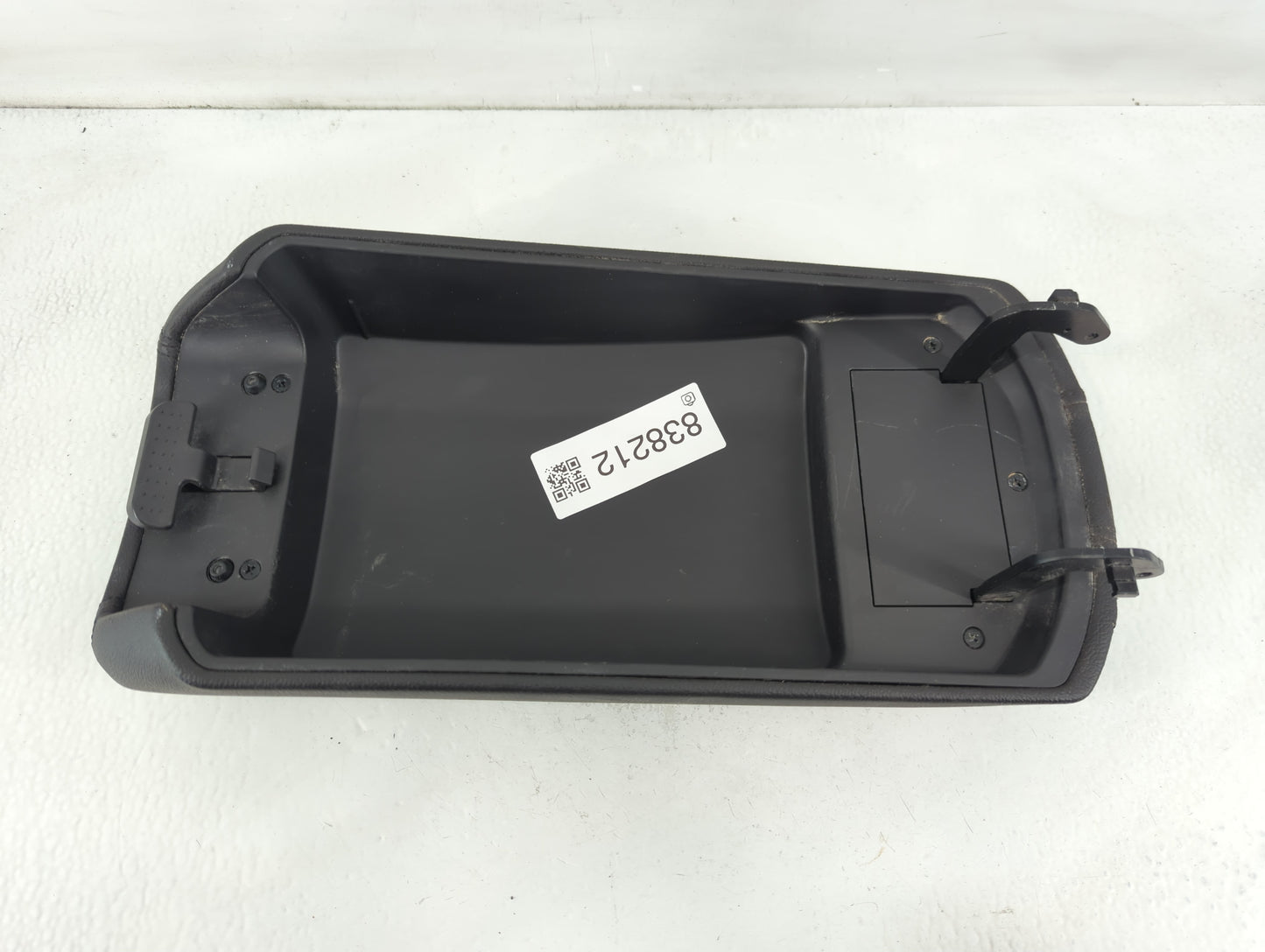 2012 Hyundai Sonata Center Console Armrest Cover Lid Fits OEM Used Auto Parts - Oemusedautoparts1.com