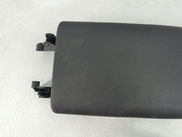 2019 Chevrolet Equinox Center Console Armrest Cover Lid Fits OEM Used Auto Parts
