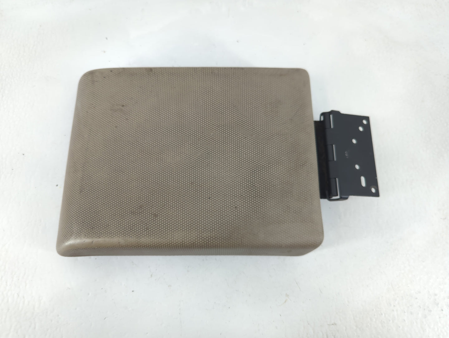 2008 Ford Escape Center Console Armrest Cover Lid P/N:KF3036A001 Fits OEM Used Auto Parts - Oemusedautoparts1.com