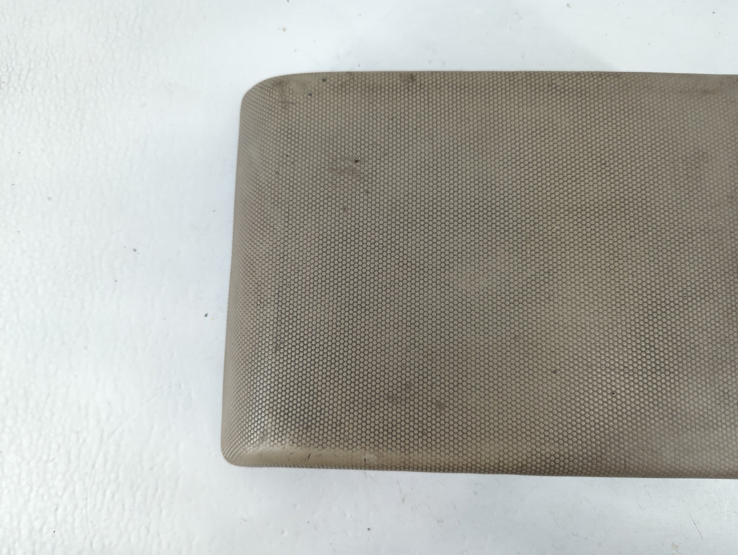 2008 Ford Escape Center Console Armrest Cover Lid P/N:KF3036A001 Fits OEM Used Auto Parts - Oemusedautoparts1.com