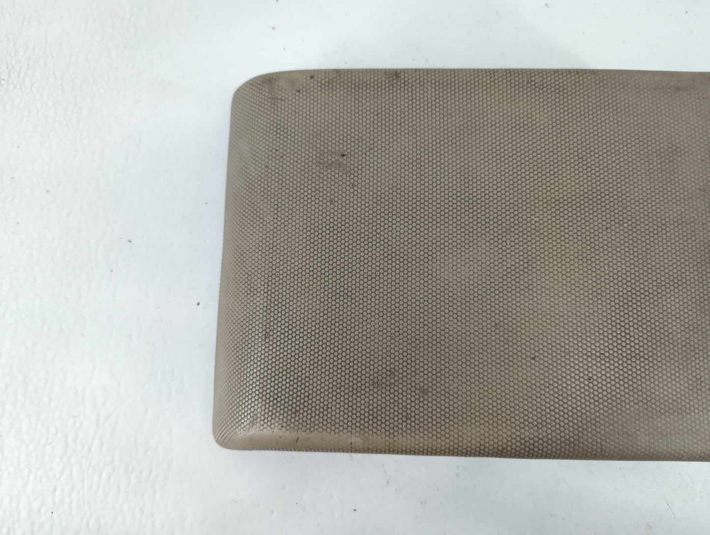 2008 Ford Escape Center Console Armrest Cover Lid P/N:KF3036A001 Fits OEM Used Auto Parts - Oemusedautoparts1.com